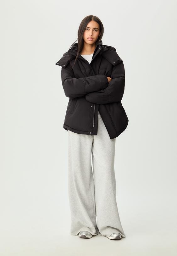 Chaqueta negra oversize
